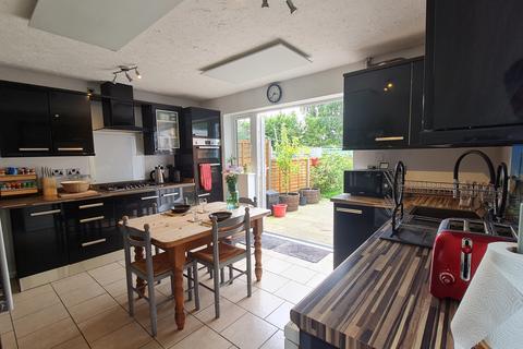 3 bedroom semi-detached house for sale, Tewkesbury GL20