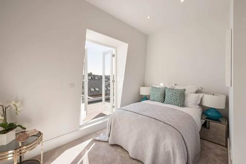 2 bedroom flat for sale, Hartfield Road, Wimbledon, London, SW19