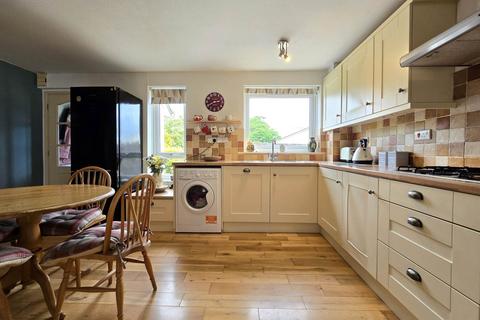 2 Foxhill, Northam, Bideford, EX39 1BN