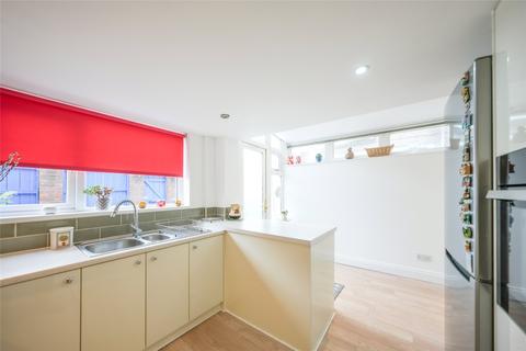 67 Dunston Road, Gateshead, NE11 9EH