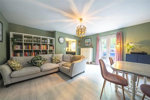 15 Abbots Mews, Leeds, LS4 2AB