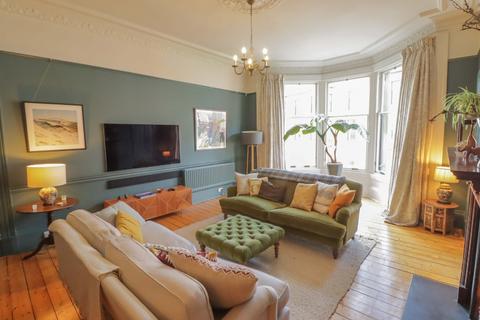 3 bedroom flat to rent, Wilton Street, North Kelvinside, Glasgow, G20