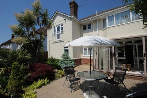 2 bedroom ground floor flat for sale, 45 De Lisle Road, Bournemouth, BH3