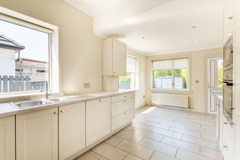 132 Kilpatrick Gardens, Clarkston, Glasgow, G76 7RW