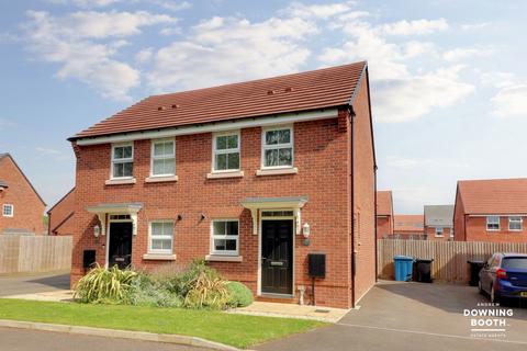 36 Larkin Avenue, Lichfield, WS13 6UL