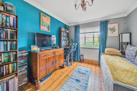 2 bedroom apartment for sale, Arlington Lodge, Monument Hill, Weybridge, KT13