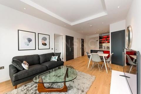 1 bedroom apartment to rent, Grantham House, Botanic Square, London, E14