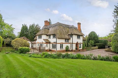 4 bedroom detached house for sale, The Drive, Wonersh, Guildford GU5 0QW