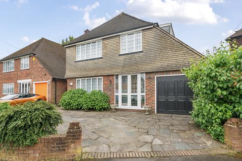14 Cottage Close, Ruislip, HA4 7JE