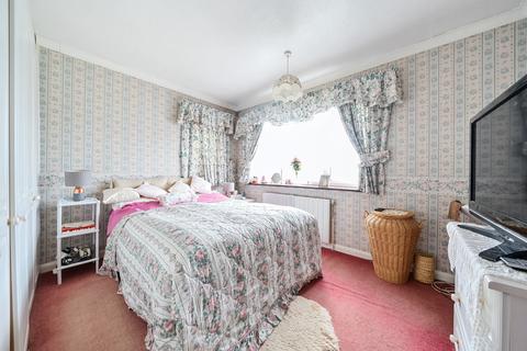 14 Cottage Close, Ruislip, HA4 7JE