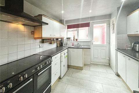 3 bedroom terraced house for sale, Ruskin Walk, Oxfordshire OX26