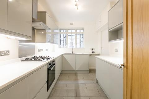 4 bedroom apartment to rent, Putney Hill, London SW15