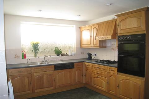 4 bedroom semi-detached house to rent, Hendred Street, Cowley, East Oxford, Oxfordshire, OX4