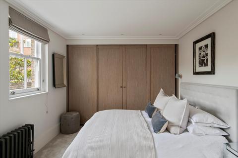 2 bedroom flat for sale, Lawrence Street, London, SW3