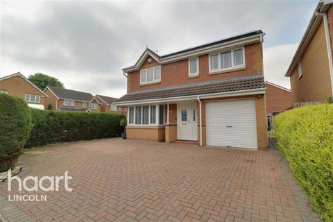4 bedroom detached house to rent, Bakewell Mews, North Hykeham