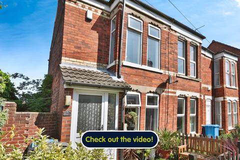 2 bedroom end of terrace house for sale, Lilac Avenue, Hardy Street, Hull, HU5 2PN