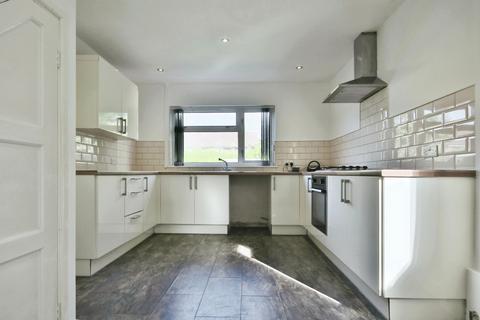 3 bedroom end of terrace house for sale, Sutton Gardens, Sutton-on-hull, Hull, HU7 4YL