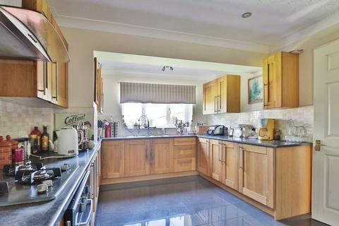 4 bedroom detached house for sale, Apple Tree Walk, Cottingham,HU16 4QQ