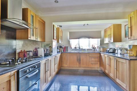 4 bedroom detached house for sale, Apple Tree Walk, Cottingham,HU16 4QQ