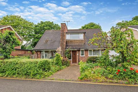 4 bedroom detached house for sale, Flemings, Brentwood, Essex