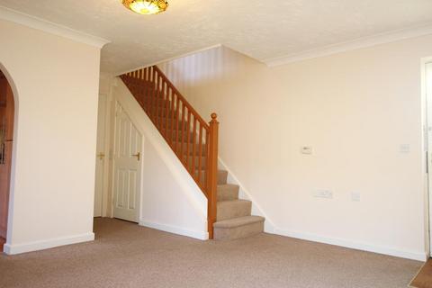 2 bedroom terraced house to rent, Bartholomew Close, Peterborough PE6