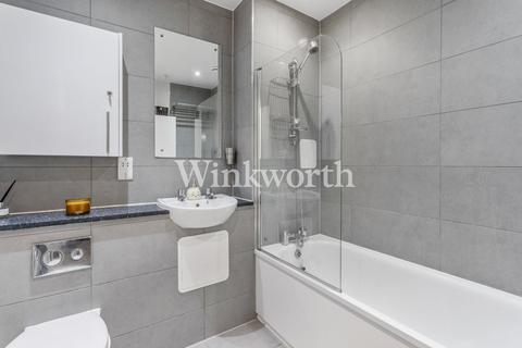 2 bedroom apartment for sale, Whitbread Close, London, N17