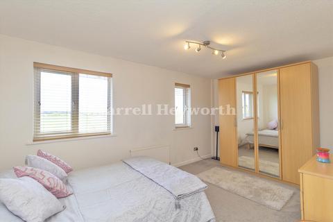 16 Chaffinch Close, Thornton-cleveleys, FY5 2UR