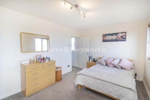 16 Chaffinch Close, Thornton-cleveleys, FY5 2UR