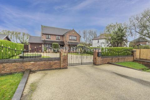 Melijane Division Lane, Blackpool, FY4 5EA