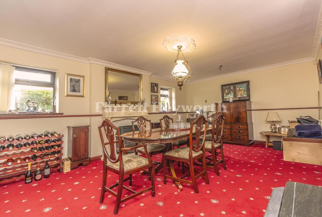 Dining 2