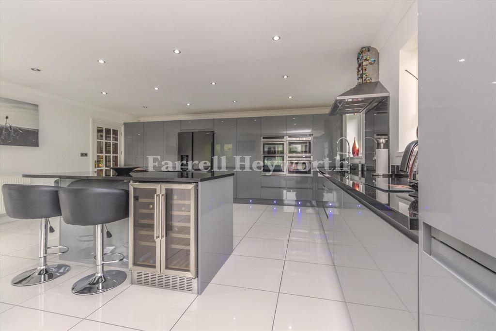 Kitchen 5