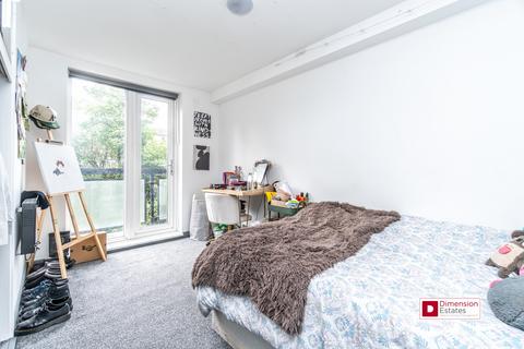 5 bedroom maisonette to rent, Lawrence Close,  Bow, Mile End, London, E3