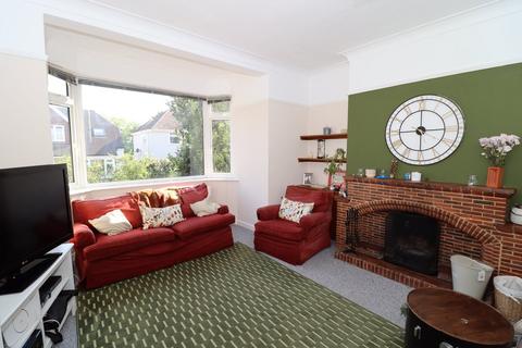 4 bedroom semi-detached house for sale, Woodsgate Avenue, Bexhill-on-Sea, TN40