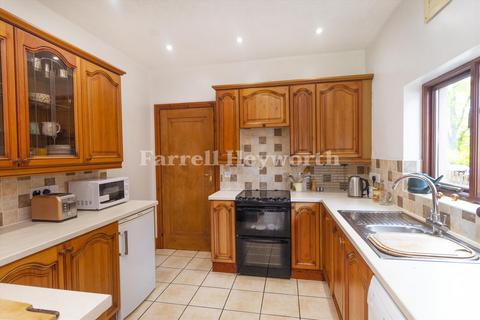 70 Barton Road, Lancaster, LA1 4EP