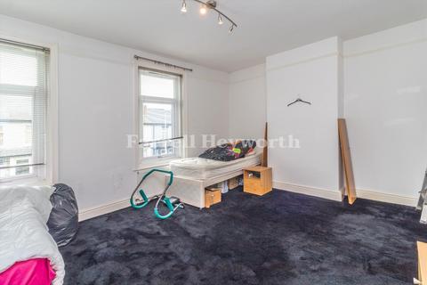 42 Bela Grove, Blackpool, FY1 5PR