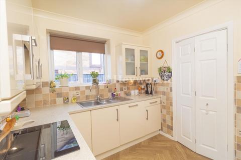 2 Bardsway, Thornton-cleveleys, FY5 2HD