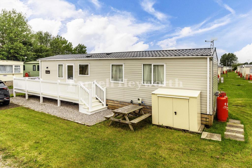 External view 2