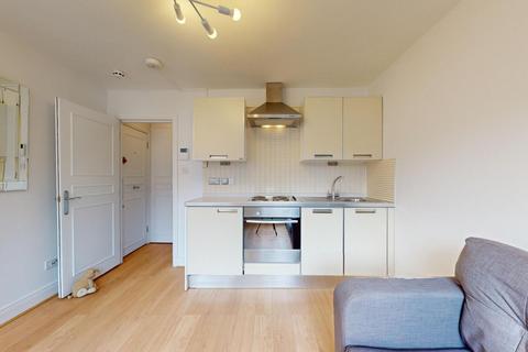 1 bedroom apartment to rent, Egerton Gardens, London, SW3