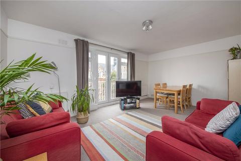 3 bedroom apartment for sale, Battersea High Street, London