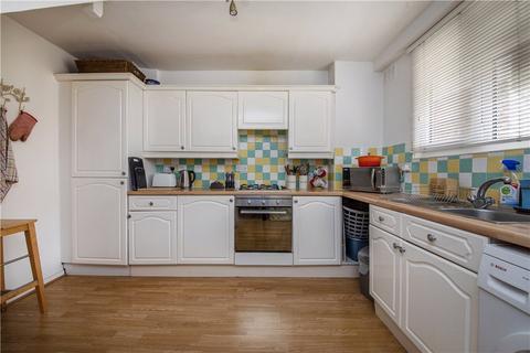 3 bedroom apartment for sale, Battersea High Street, London