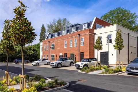 3 bedroom penthouse for sale, Riverside Gardens, 8-14 Oatlands Drive, Weybridge, Surrey, KT13