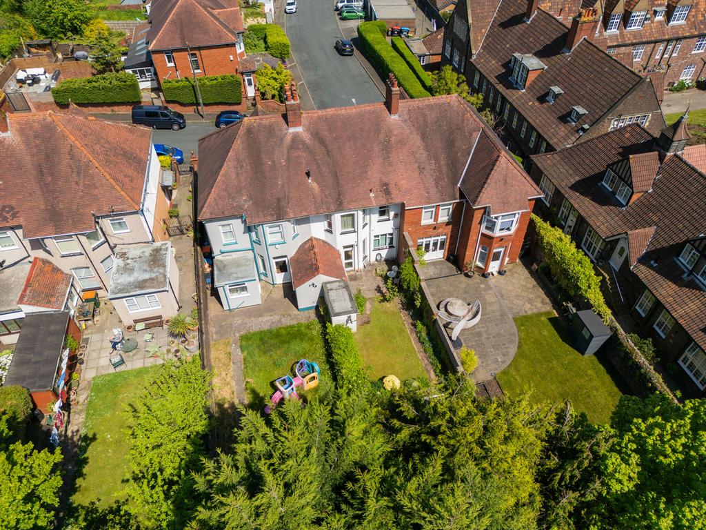Newport NP20 3 bed terraced house for sale £250,000
