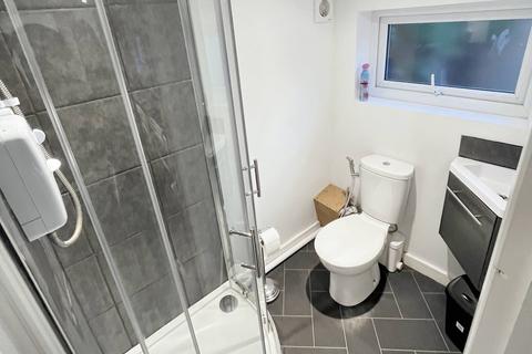 Studio to rent, Fengate, Peterborough PE1