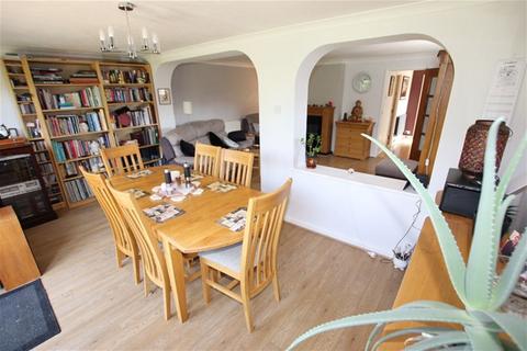3 bedroom semi-detached house for sale, Kingfishers, Great Clacton, Clacton on Sea