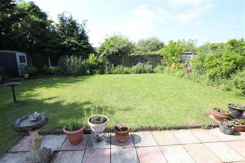 3 bedroom semi-detached house for sale, Kingfishers, Great Clacton, Clacton on Sea