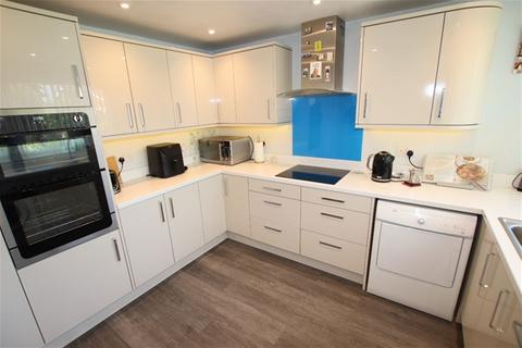 3 bedroom semi-detached house for sale, Kingfishers, Great Clacton, Clacton on Sea