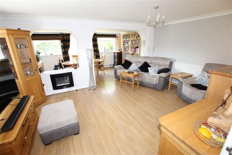 3 bedroom semi-detached house for sale, Kingfishers, Great Clacton, Clacton on Sea