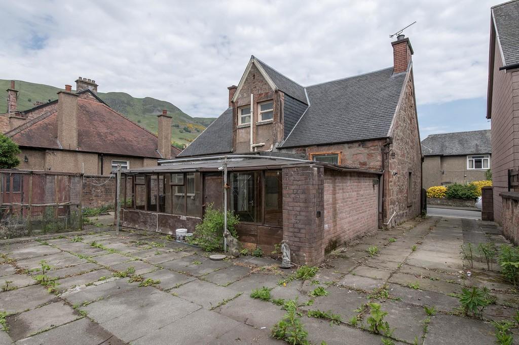 Hill St, Tillicoultry FK13 4 bed detached house for sale £175,000