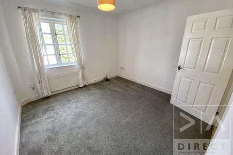 1 bedroom apartment to rent, Epsom KT17