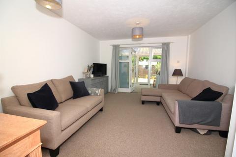 15 The Hyde, New Milton, BH25 5GA